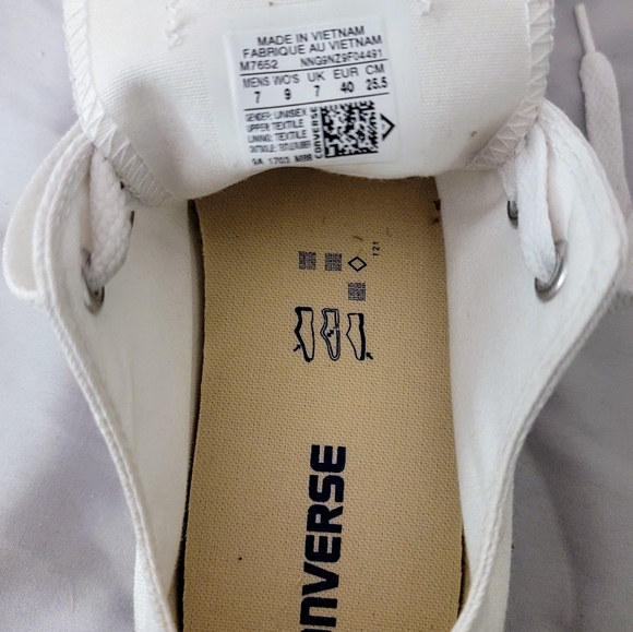 Converse Chuck Taylor All Star Canvas Low Top - Picture 4 of 4